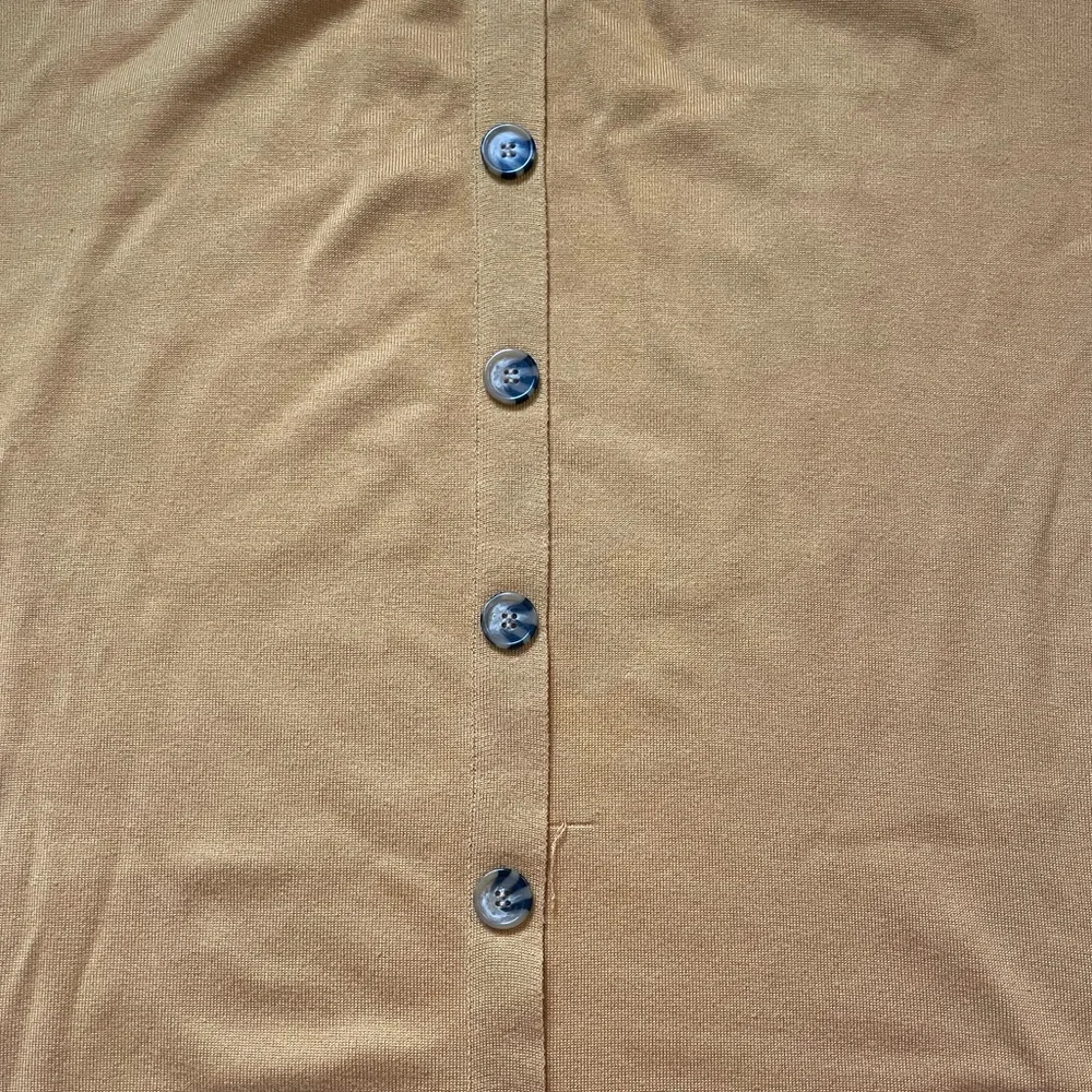 Women’s Plus Blouse - Picture 4 of 6